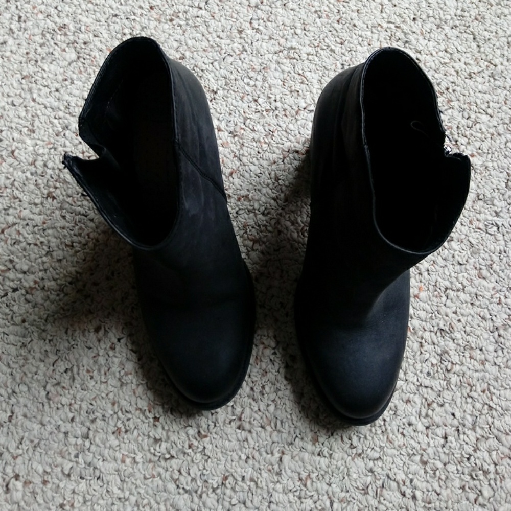 Booties - Picture 3 of 3